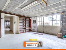 VENDAT - Maison de 130m² habitable et 180 m² de locaux divers et aménageables