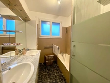 Charmante maison de plain-pied avec sous-sol complet - Environnement calme
