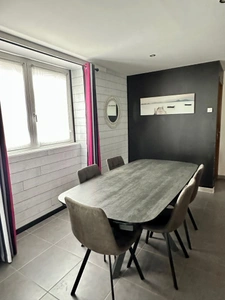 Maison à vendre 7 pièces LE TEMPLE (79)