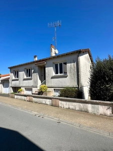 Maison à vendre 5 pièces SAINT LAURENT SUR SEVRE (85)