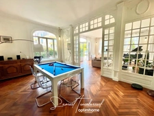 Appartement haussmannien de 102 m² avec cheminée, parking et extérieur – ROUEN (76000)