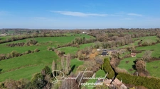 Maison de caractère 177 m², 4 ch avec dépendance et vue vallée –  CAMBREMER (14340)