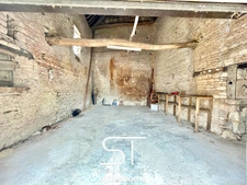 Maison en pierre de 156 m² avec piscine chauffée – Charme et sérénité à ERNES (14270)