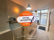 Murs commerciaux 91 m² avec cour – Lisieux (14100)