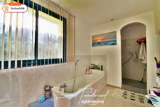 Maison familiale de 196 m² avec 4 chambres, double garage et grand terrain – Beuzeville (27210)