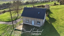 Maison contemporaine avec vue exceptionnelle sur la vallée de la Touques – COQUAINVILLIERS (14130)