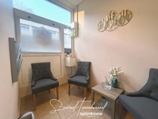 Murs commerciaux 91 m² avec cour – Lisieux (14100)