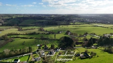 Terrain 1100 m2 hors lotissement avec vue panoramique sur la vallée de la Touques – COQUAINVILLIERS (14130)