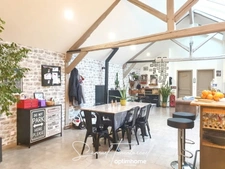 Loft atypique de 93 m² en plein cœur de Lisieux