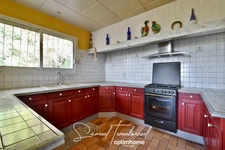 Maison de caractère 177 m², 4 ch avec dépendance et vue vallée –  CAMBREMER (14340)