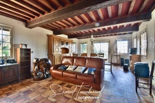 Maison de caractère 177 m², 4 ch avec dépendance et vue vallée –  CAMBREMER (14340)