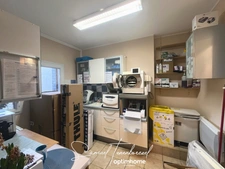 Murs commerciaux 91 m² avec cour – Lisieux (14100)