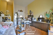 Appartement T2 de 33,5 m² avec balconnet – Centre de Lisieux (14100)