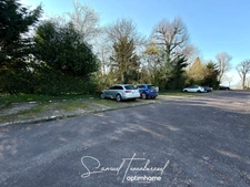 T1 bis 27m2 en rez-de-jardin avec cour et parking – Côte de Grâce, EQUEMAUVILLE (14600)