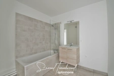 Appartement T3 62m2 à vendre à Rouen (76000) – Rive Gauche, avec balcon et parking