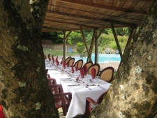 Magnifique Maison en Pierre avec Gîte et Restaurant – Lot-et-Garonne