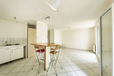Maison à vendre 3 pièces AMBARES ET LAGRAVE (33)
