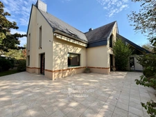 Maison à vendre 9 pièces LE RHEU (35)