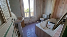 Building for sale in Pleine Fougères (35)