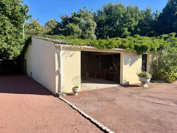 Maison à vendre 7 pièces FENEU (49)