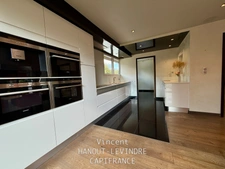9-room house for sale in BAZOGES EN PAILLERS (85)