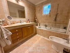 House for sale 11 rooms SALERNES (83)