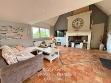 EXCLUSIVE – HISTORIC PROPERTY FROM 1840 COMPLETELY RENOVATED – EXCEPTIONAL SETTING IN SOULAIRE ET BOURG (49)