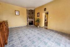 Maison à vendre 5 pièces  (49) avec de nombreuses dépendances habitables