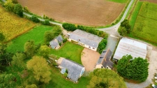Maison à vendre 5 pièces  (49) avec de nombreuses dépendances habitables