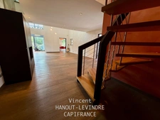 9-room house for sale in BAZOGES EN PAILLERS (85)