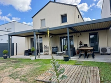 MURS ERIGNE MAISON CONTEMPORAINE DE 2019 AVEC VUE IMPRENABLE SUR LA VALLÉE(49)