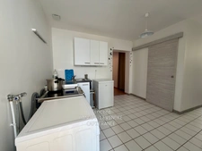 Maison rénovée 3 chambres avec stationnement – centre de Tiercé