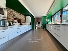 House for sale, 8 rooms, SAVENNIERES (49)