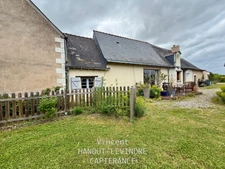 EXCLUSIVE – HISTORIC PROPERTY FROM 1840 COMPLETELY RENOVATED – EXCEPTIONAL SETTING IN SOULAIRE ET BOURG (49)