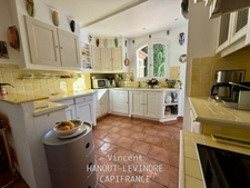 House for sale 11 rooms SALERNES (83)