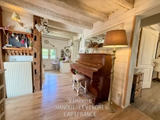 EXCLUSIVE – HISTORIC PROPERTY FROM 1840 COMPLETELY RENOVATED – EXCEPTIONAL SETTING IN SOULAIRE ET BOURG (49)