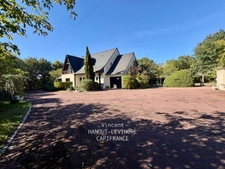 Maison à vendre 7 pièces FENEU (49)