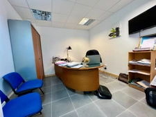 Dpt Maine et Loire (49), for sale TRELAZE Bureau  