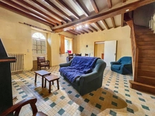 Maison à vendre 5 pièces  (49) avec de nombreuses dépendances habitables