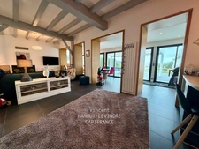 Seafront property with direct beach access – rare location – Piriac-sur-Mer