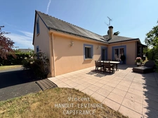 House for sale 7 rooms ECOUFLANT (49) on building land