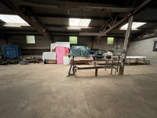 Maison à vendre 5 pièces  (49) avec de nombreuses dépendances habitables