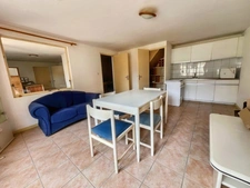 Maison à vendre 5 pièces  (49) avec de nombreuses dépendances habitables