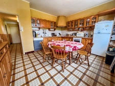 Maison à vendre 5 pièces  (49) avec de nombreuses dépendances habitables
