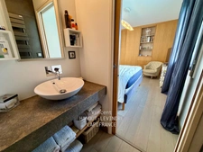 Seafront property with direct beach access – rare location – Piriac-sur-Mer