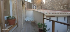 Maison vigneronne trés spacieuse 5 chambres petit terrain non attenant