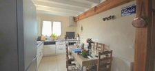   Magnifique Maison de Village R+2 – Volumes, Lumière et Éco-responsabilité garage