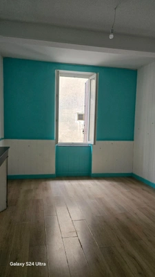  À VENDRE – BELLE MAISON DE VILLAGE AVEC DE BEAUX VOLUMES  CUXAC D'AUDE