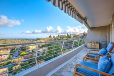 Appartement à vendre 2 pièces VENCE (06)