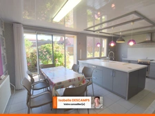 Semi Plain-Pied rénové – 3 chambres – Jardin – Garage – Parking DROCOURT VILLAGE